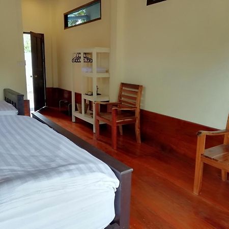 Riverview Bungalows & Gh Muang Ngoi Екстер'єр фото