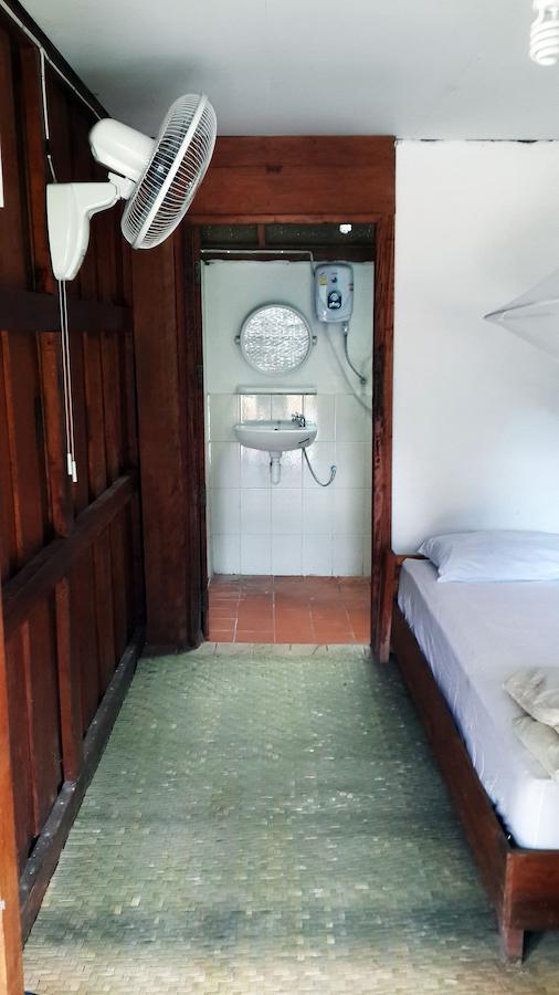 Riverview Bungalows & Gh Muang Ngoi Екстер'єр фото