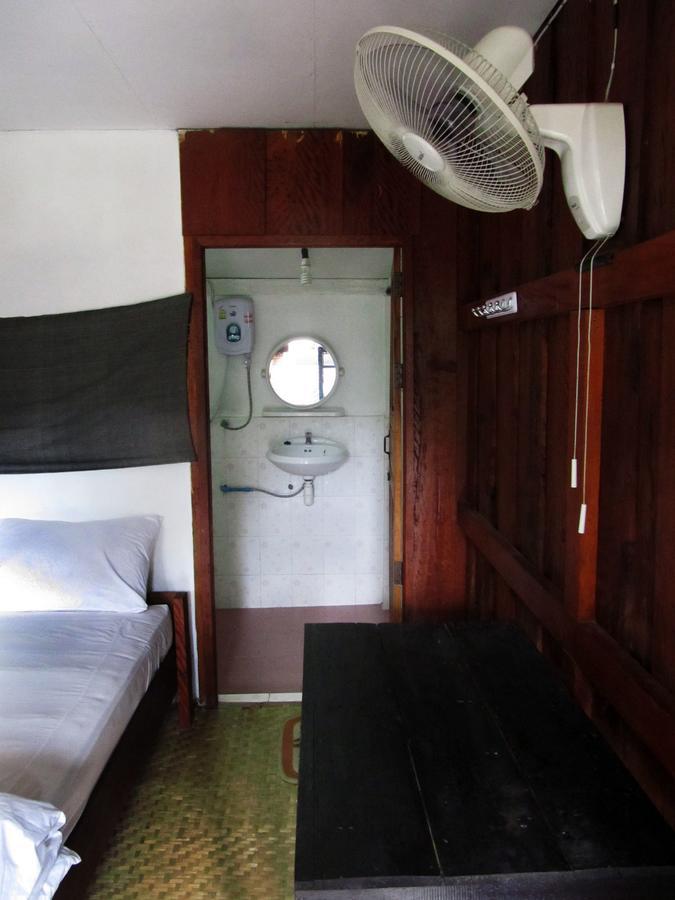 Riverview Bungalows & Gh Muang Ngoi Номер фото