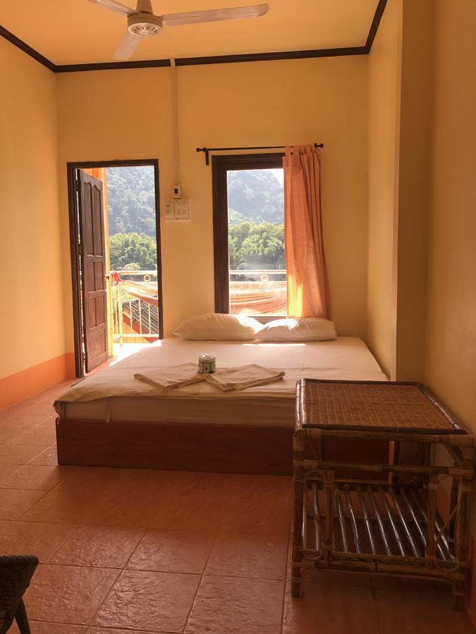Riverview Bungalows & Gh Muang Ngoi Екстер'єр фото