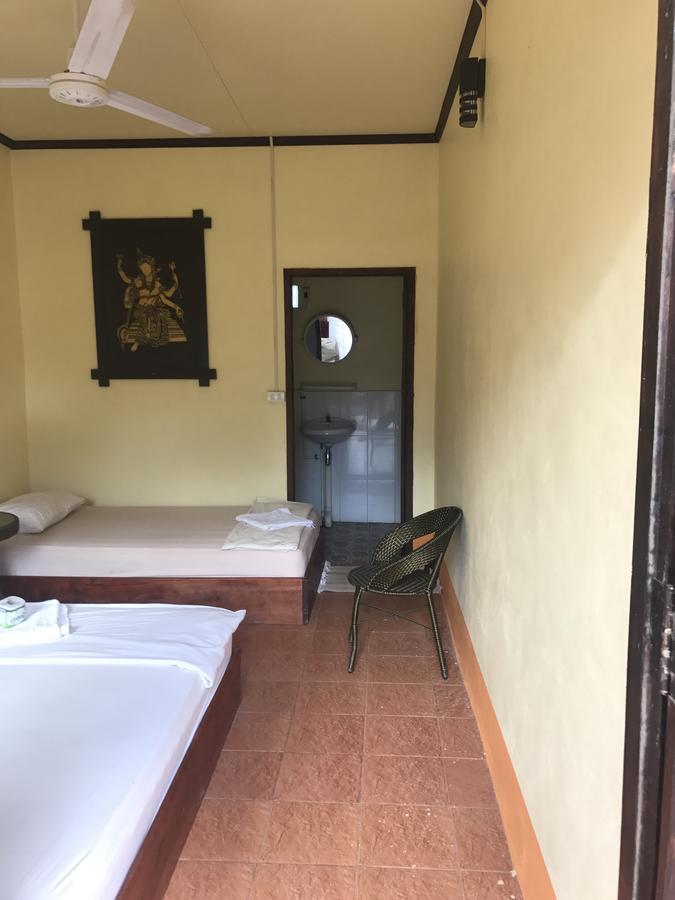 Riverview Bungalows & Gh Muang Ngoi Екстер'єр фото