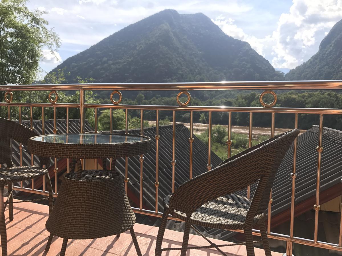 Riverview Bungalows & Gh Muang Ngoi Екстер'єр фото